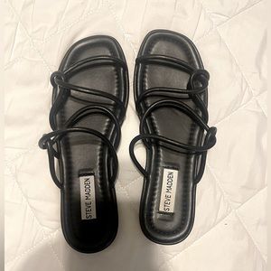 Steve Madden Black Sandals Size 8